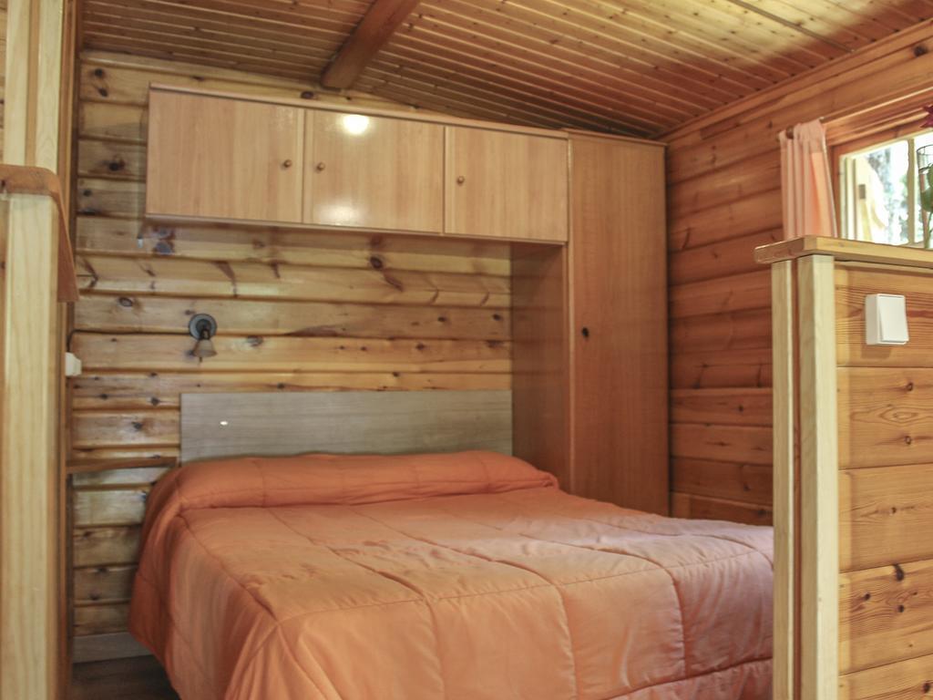 Cabanas De Madera Sanabria Vigo de Sanabria Exterior photo