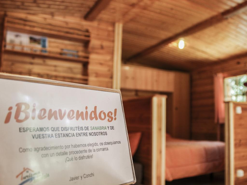 Cabanas De Madera Sanabria Vigo de Sanabria Exterior photo