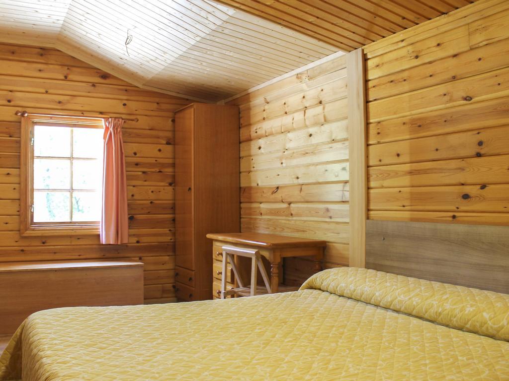Cabanas De Madera Sanabria Vigo de Sanabria Exterior photo