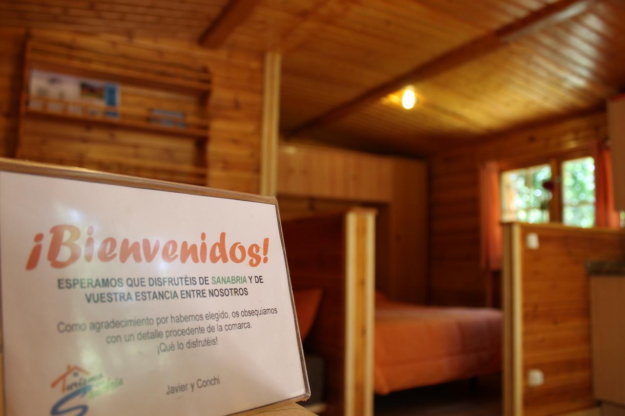 Cabanas De Madera Sanabria Vigo de Sanabria Exterior photo