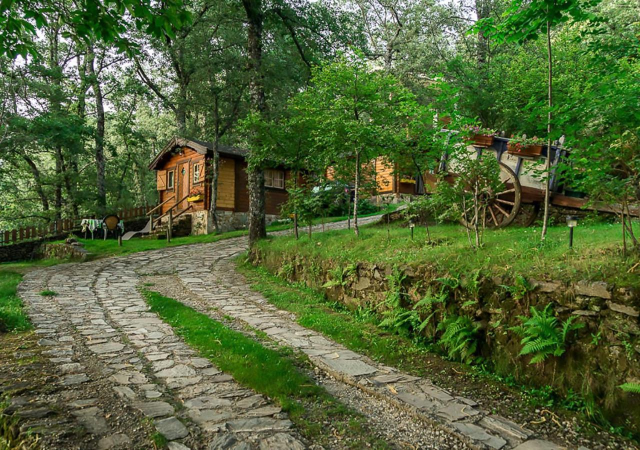 Cabanas De Madera Sanabria Vigo de Sanabria Exterior photo