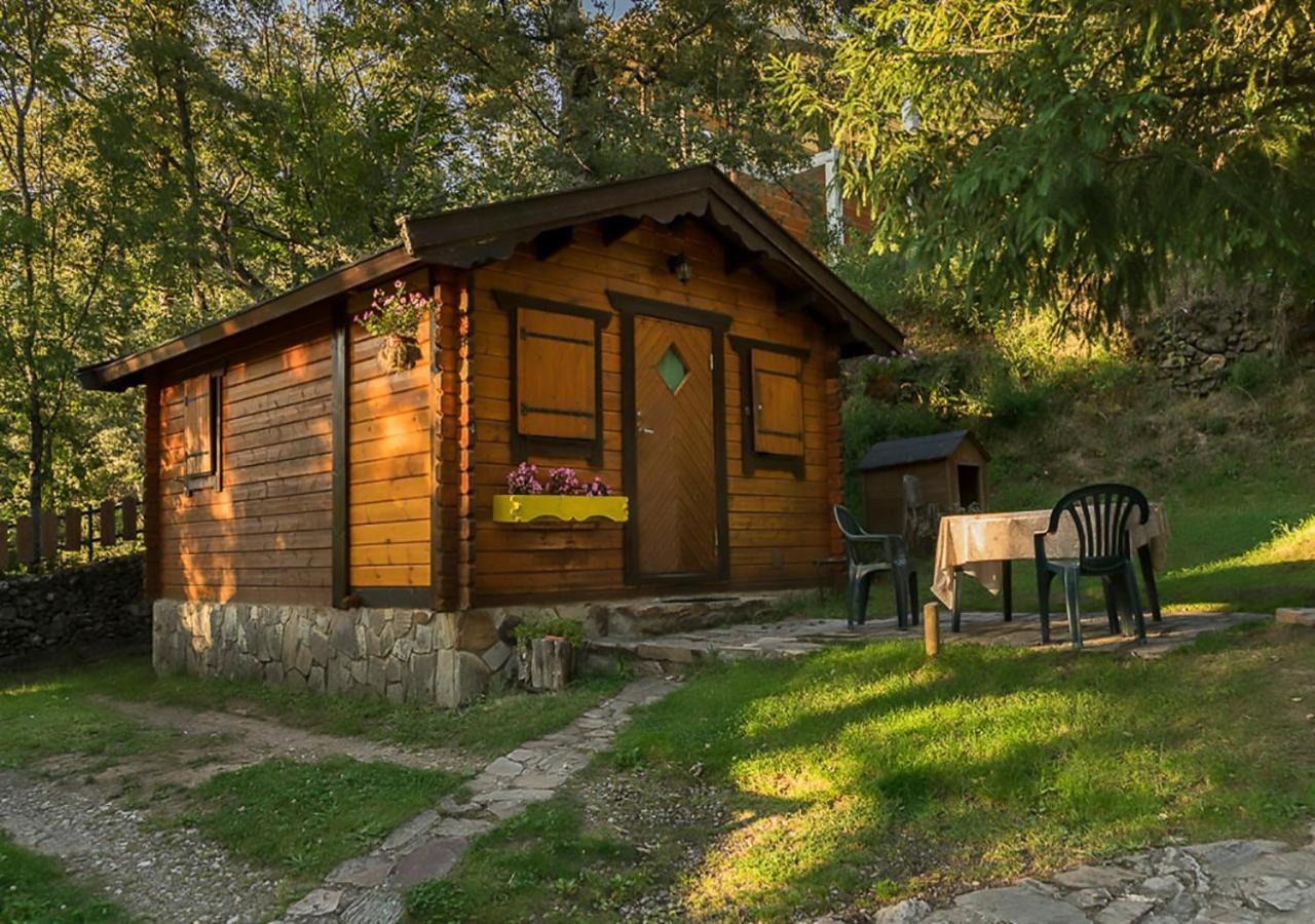 Cabanas De Madera Sanabria Vigo de Sanabria Exterior photo